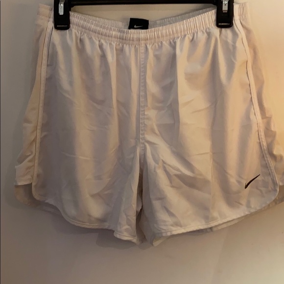 Nike Pants - Women’s White Nike Shorts Size Medium